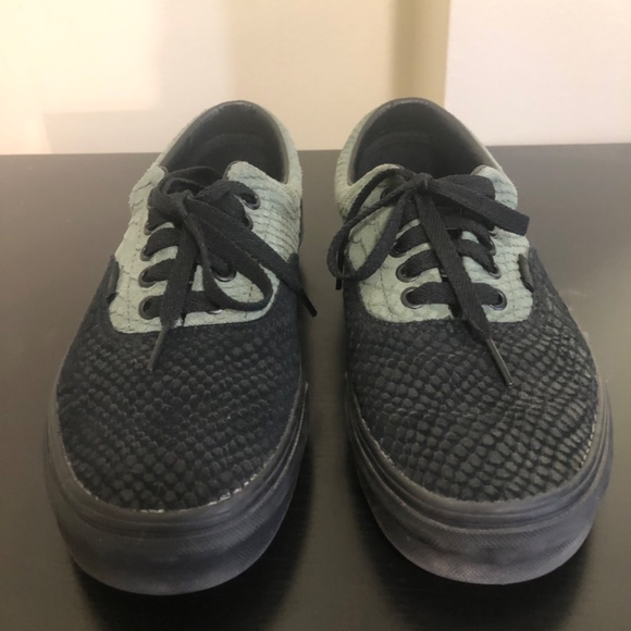 Vans Harry Potter slytherin shoes - Picture 2 of 6